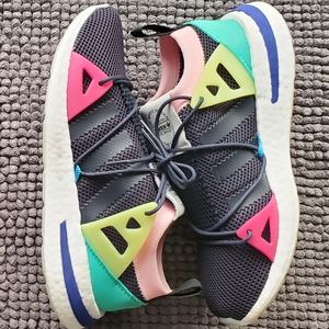 New women's Adidas arkyn